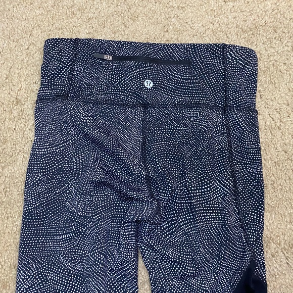 Lululemon Speed Wunder Tight *Asym
Free Spirit Ice Grey Black / Black - Picture 5 of 6